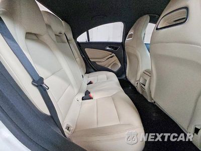 Zdjęcie 10 z 12 samochodu: 2014 MERCEDES-BENZ CLA 250 VIN:WDDSJ4EB9EN042920 - miniatura