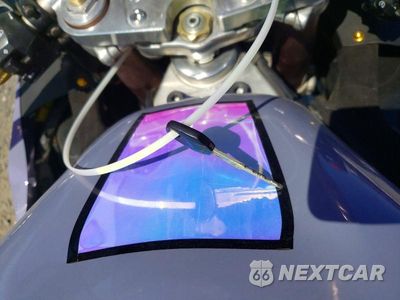 Zdjęcie 8 z 9 samochodu: 2000 SUZUKI GSX1300 R VIN:JS1GW71A1Y2101376 - miniatura