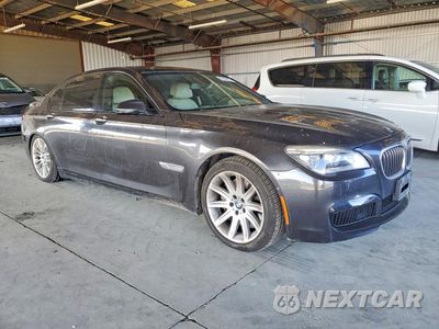 Czwarte zdjęcie samochodu z boku: 2014 BMW 750 LI VIN:WBAYE8C57ED136357 - miniatura