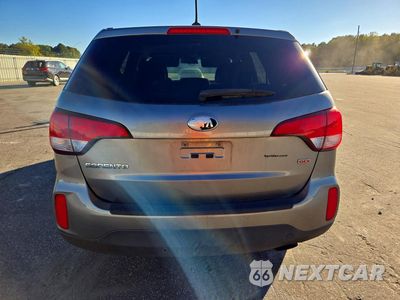 Zdjęcie 6 z 13 samochodu: 2014 KIA SORENTO LX VIN:5XYKTCA67EG535543 - miniatura