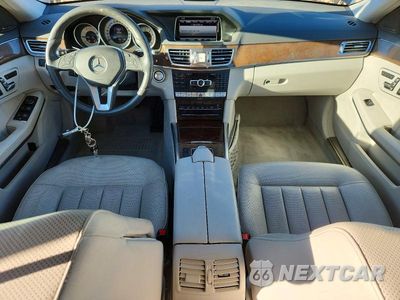 Zdjęcie 8 z 12 samochodu: 2014 MERCEDES-BENZ E 350 4MATIC VIN:WDDHF8JB3EA786349 - miniatura