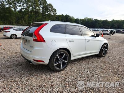 Trzecie zdjęcie samochodu z tyłu: 2015 VOLVO XC60 T6 R-DESIGN PREMIER VIN:YV4902RF0F2560928 - miniatura