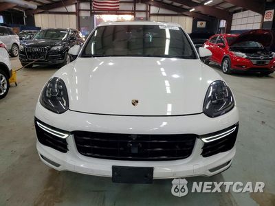 Piąte zdjęcie samochodu w środku: 2017 PORSCHE CAYENNE TURBO VIN:WP1AC2A25HLA97213 - miniatura