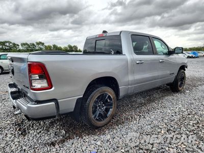 Trzecie zdjęcie samochodu z tyłu: 2021 RAM 1500 BIG HORN/LONE STAR VIN:1C6SRFFT9MN676756 - miniatura