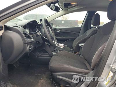 Zdjęcie 7 z 12 samochodu: 2015 DODGE DART SXT VIN:1C3CDFBB4FD227894 - miniatura