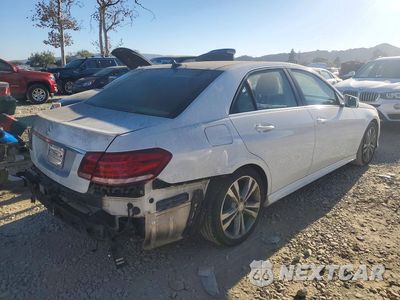 Trzecie zdjęcie samochodu z tyłu: 2015 MERCEDES-BENZ E 350 VIN:WDDHF5KB9FB116331 - miniatura