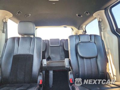 Zdjęcie 10 z 13 samochodu: 2017 DODGE GRAND CARAVAN SXT VIN:2C4RDGCG6HR716772 - miniatura