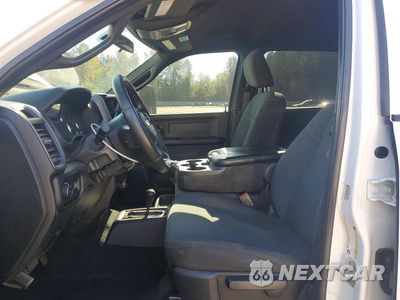 Zdjęcie 7 z 12 samochodu: 2023 RAM 2500 TRADESMAN VIN:3C6UR5CL7PG566941 - miniatura