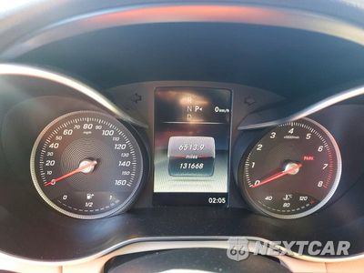 Zdjęcie 9 z 12 samochodu: 2016 MERCEDES-BENZ C 300 4MATIC VIN:55SWF4KB0GU117960 - miniatura