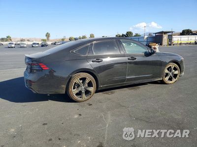 Trzecie zdjęcie samochodu z tyłu: 2024 HONDA ACCORD HYBRID SPORT-L VIN:1HGCY2F79RA021251 - miniatura