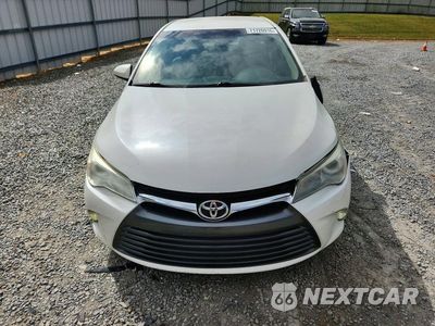 Piąte zdjęcie samochodu w środku: 2015 TOYOTA CAMRY XLE VIN:4T1BF1FK3FU010010 - miniatura