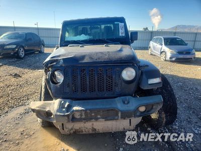 Piąte zdjęcie samochodu w środku: 2020 JEEP GLADIATOR SPORT VIN:1C6HJTAG7LL129750 - miniatura