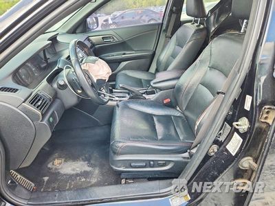 Zdjęcie 7 z 12 samochodu: 2017 HONDA ACCORD SPORT SPECIAL EDITION VIN:1HGCR2F18HA258529 - miniatura