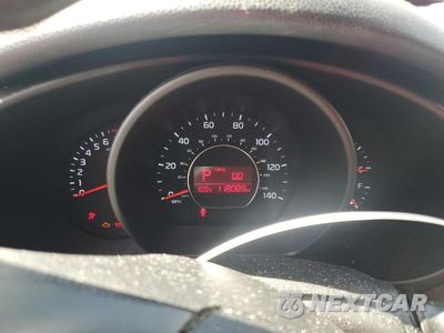Zdjęcie 9 z 13 samochodu: 2015 KIA SOUL + VIN:KNDJP3A58F7794113 - miniatura