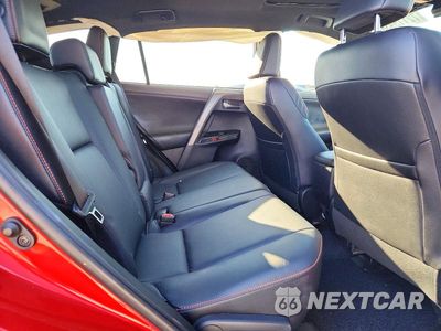 Zdjęcie 11 z 13 samochodu: 2016 TOYOTA RAV4 SE VIN:2T3NFREV1GW298089 - miniatura