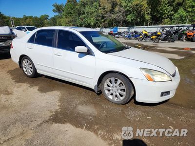 Czwarte zdjęcie samochodu z boku: 2006 HONDA ACCORD EX VIN:1HGCM66566A009619 - miniatura