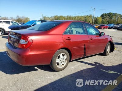 Trzecie zdjęcie samochodu z tyłu: 2002 TOYOTA CAMRY LE V6 VIN:4T1BF32KX2U001977 - miniatura