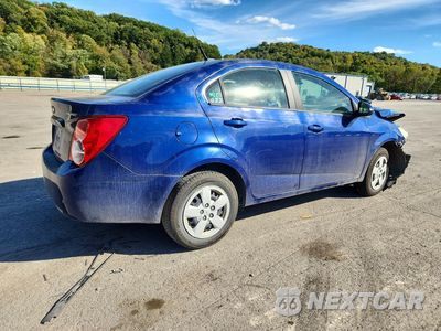 Trzecie zdjęcie samochodu z tyłu: 2013 CHEVROLET SONIC LS VIN:1G1JA5SG3D4221818 - miniatura