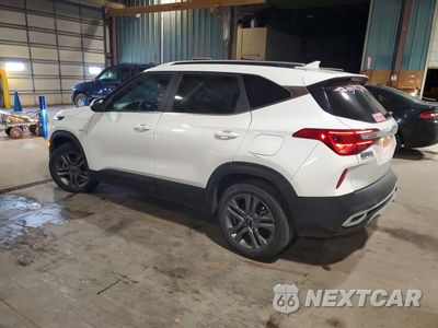 Drugie zdjęcie samochodu z przodu: 2023 KIA SELTOS S VIN:KNDEUCAA6P7458579 - miniatura
