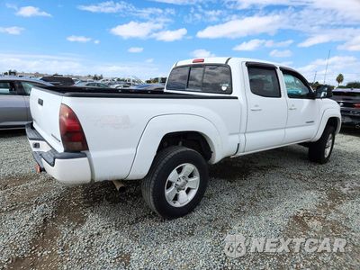 Trzecie zdjęcie samochodu z tyłu: 2006 TOYOTA TACOMA DOUBLE CAB PRERUNNER LONG BED VIN:5TEKU72N66Z198283 - miniatura