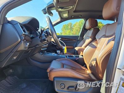 Zdjęcie 7 z 13 samochodu: 2018 AUDI Q5 PRESTIGE VIN:WA1CNAFY7J2199940 - miniatura