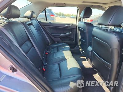Zdjęcie 10 z 12 samochodu: 2004 HONDA ACCORD EX VIN:1HGCM56774A036658 - miniatura