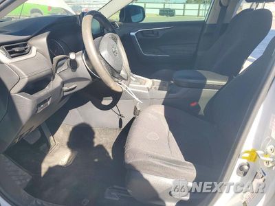 Zdjęcie 7 z 13 samochodu: 2019 TOYOTA RAV4 LE VIN:2T3H1RFV4KW033511 - miniatura