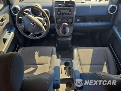 Zdjęcie 8 z 13 samochodu: 2006 HONDA ELEMENT EX VIN:5J6YH18726L015572 - miniatura
