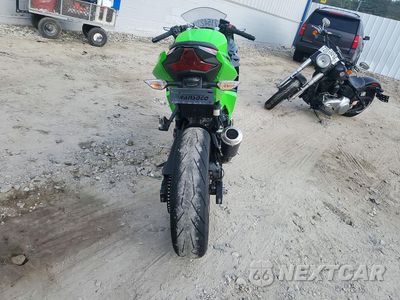 Czwarte zdjęcie samochodu z boku: 2023 KAWASAKI EX400 VIN:JKAEXKG15PDAS1339 - miniatura