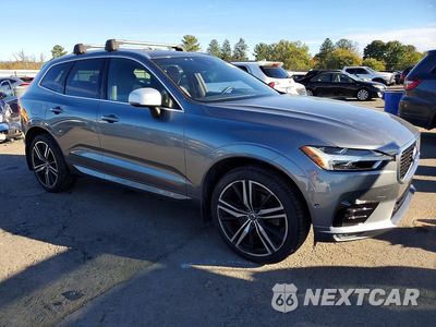 Czwarte zdjęcie samochodu z boku: 2019 VOLVO XC60 T6 R-DESIGN VIN:YV4A22RM9K1347661 - miniatura