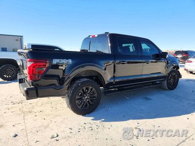 Trzecie zdjęcie samochodu z tyłu: 2025 FORD F150 LARIAT VIN:1FTFW5L88SFB94719 - miniatura