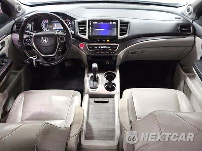 Zdjęcie 8 z 14 samochodu: 2017 HONDA PILOT EXL VIN:5FNYF6H58HB101644 - miniatura