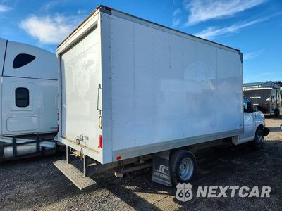 Trzecie zdjęcie samochodu z tyłu: 2015 CHEVROLET EXPRESS BOX TRUCK VIN:1GB3G3BG0D1140025 - miniatura