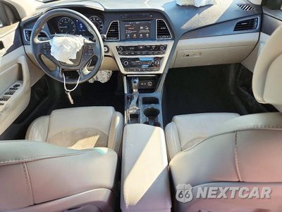 Zdjęcie 8 z 12 samochodu: 2017 HYUNDAI SONATA SPORT VIN:5NPE34AF5HH551336 - miniatura