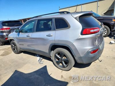 Drugie zdjęcie samochodu z przodu: 2018 JEEP CHEROKEE LATITUDE VIN:1C4PJLCB3JD510038 - miniatura