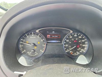 Zdjęcie 9 z 12 samochodu: 2016 NISSAN ALTIMA 2.5 SR VIN:1N4AL3AP8GC206979 - miniatura