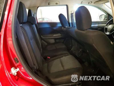 Zdjęcie 11 z 14 samochodu: 2016 MITSUBISHI OUTLANDER SE VIN:JA4AZ3A38GZ039813 - miniatura