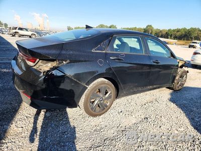 Trzecie zdjęcie samochodu z tyłu: 2021 HYUNDAI ELANTRA SEL VIN:KMHLM4AG9MU102766 - miniatura