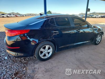 Trzecie zdjęcie samochodu z tyłu: 2015 KIA OPTIMA LX VIN:KNAGM4A77F5654136 - miniatura