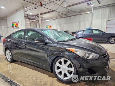 Czwarte zdjęcie samochodu z boku: 2013 HYUNDAI ELANTRA LIMITED VIN:5NPDH4AE1DH377585 - miniatura