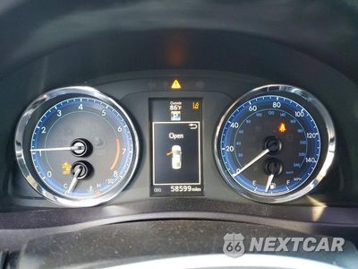 Zdjęcie 9 z 13 samochodu: 2018 TOYOTA COROLLA SE VIN:5YFBURHE1JP778722 - miniatura