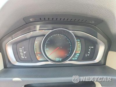 Zdjęcie 9 z 13 samochodu: 2015 VOLVO XC70 T6 PLATINUM VIN:YV4902ND4F1192389 - miniatura