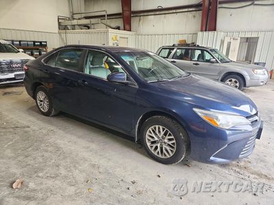Czwarte zdjęcie samochodu z boku: 2017 TOYOTA CAMRY LE VIN:4T1BF1FK8HU687251 - miniatura
