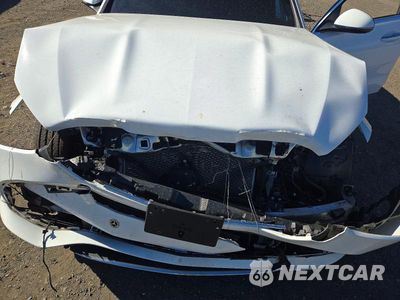 Zdjęcie 11 z 13 samochodu: 2023 MERCEDES-BENZ C 300 4MATIC VIN:W1KAF4HB2PR133211 - miniatura