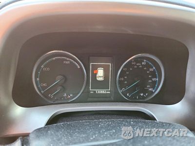 Zdjęcie 9 z 13 samochodu: 2017 TOYOTA RAV4 HYBRID XLE VIN:JTMRJREV7HD106091 - miniatura