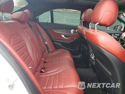 Zdjęcie 10 z 12 samochodu: 2016 MERCEDES-BENZ C 300 4MATIC VIN:55SWF4KB2GU155626 - miniatura