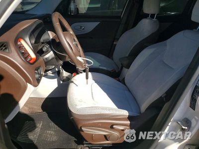 Zdjęcie 7 z 12 samochodu: 2015 JEEP RENEGADE LATITUDE VIN:ZACCJABT2FPC34599 - miniatura