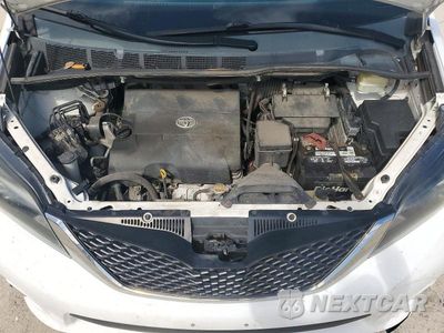Zdjęcie 12 z 14 samochodu: 2015 TOYOTA SIENNA SPORT VIN:5TDXK3DCXFS640222 - miniatura