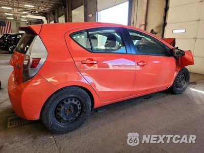 Trzecie zdjęcie samochodu z tyłu: 2013 TOYOTA PRIUS C TWO VIN:JTDKDTB31D1052596 - miniatura