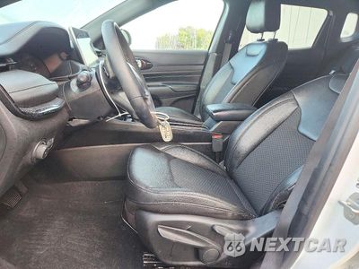 Zdjęcie 7 z 13 samochodu: 2024 JEEP COMPASS LATITUDE VIN:3C4NJDBN9RT166133 - miniatura